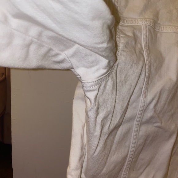 GAP women’s white cropped denim jacket - Picture 5 of 7